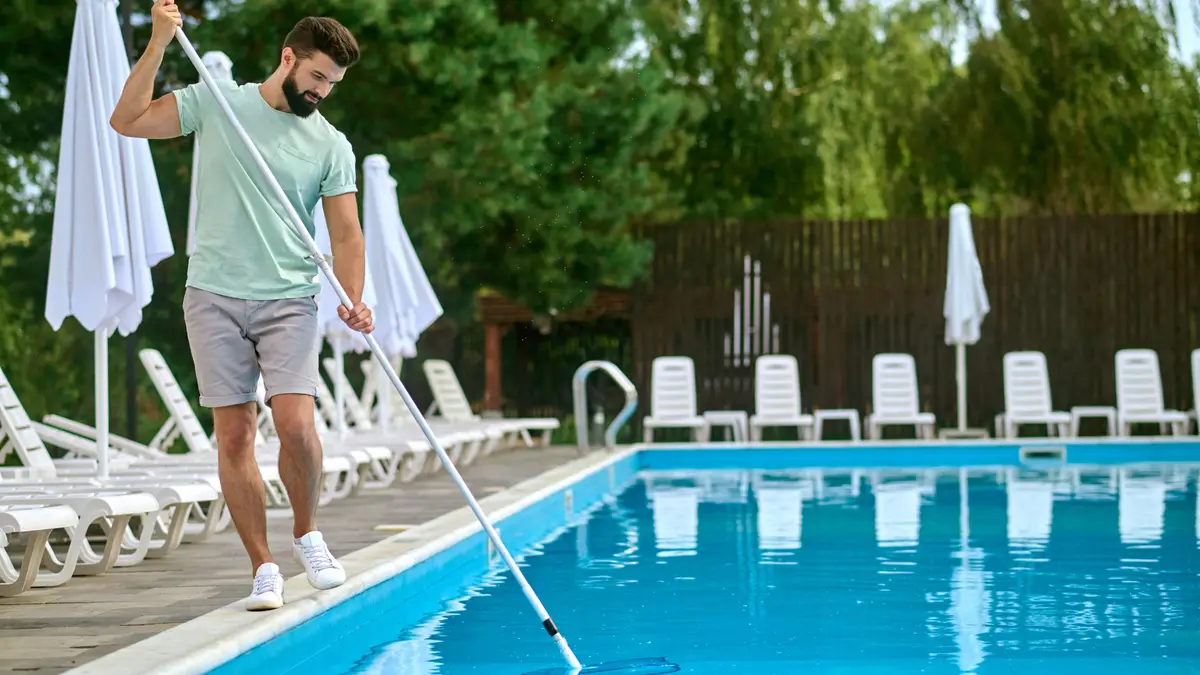 So wählen Sie den besten Poolstaubsauger-Typ