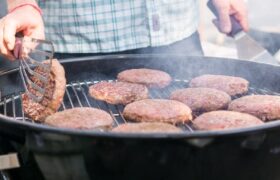 So reinigen Sie Ihren Grill