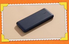 Zu Hause habe ich ein Dutzend Powerbanks – das ist diejenige, die ich immer einpacke.
