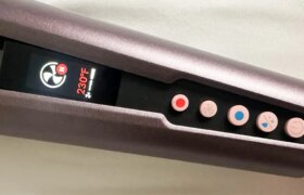 Wir haben den Dyson Airstrait getestet – er hat mehr Probleme verursacht, als er gelöst hat.