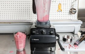 Der einfachste Weg, Ihren Mixer zu reinigen